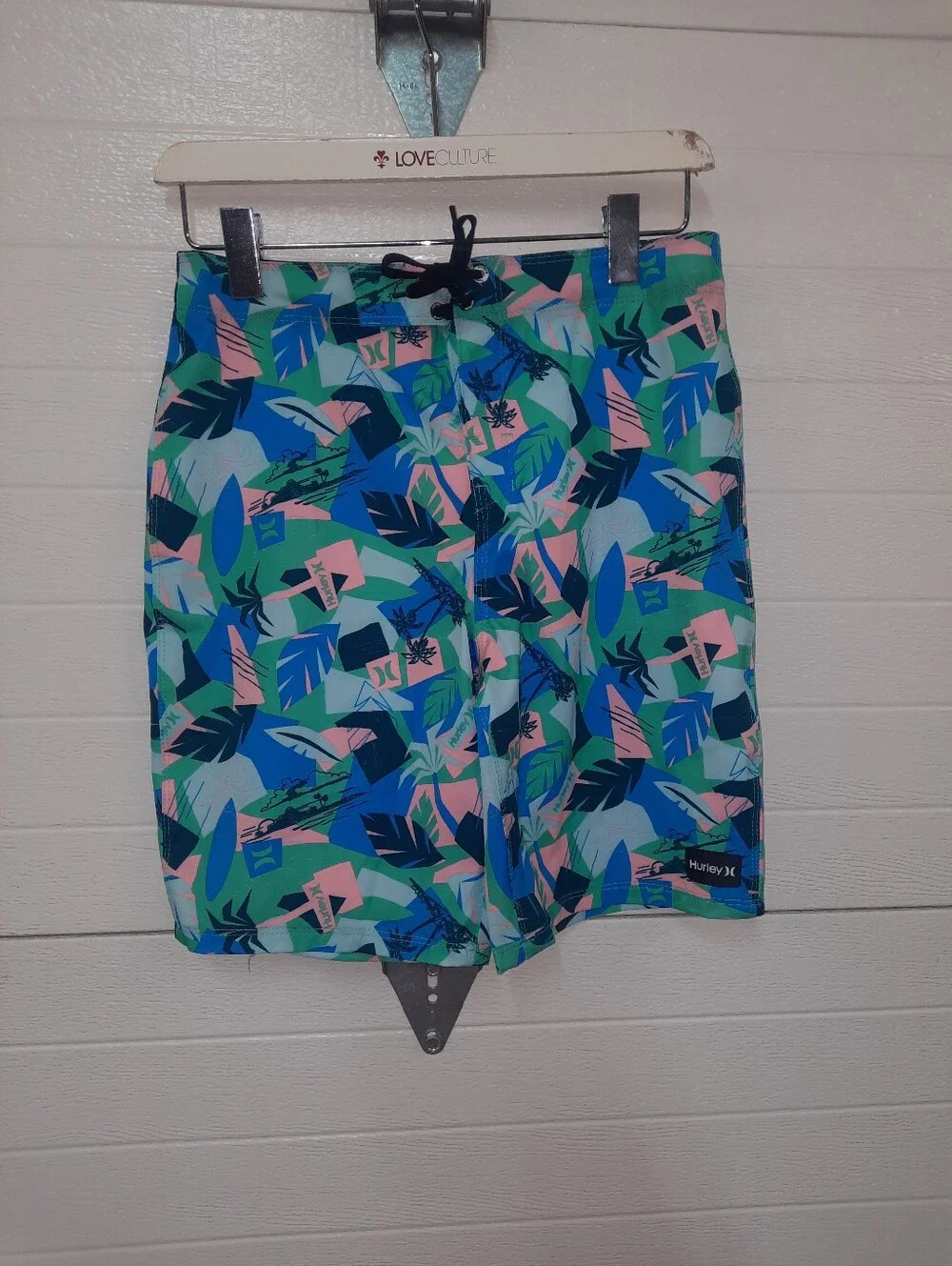 NwT Hurley Multicolor Leaf Print Boys Board Shorts